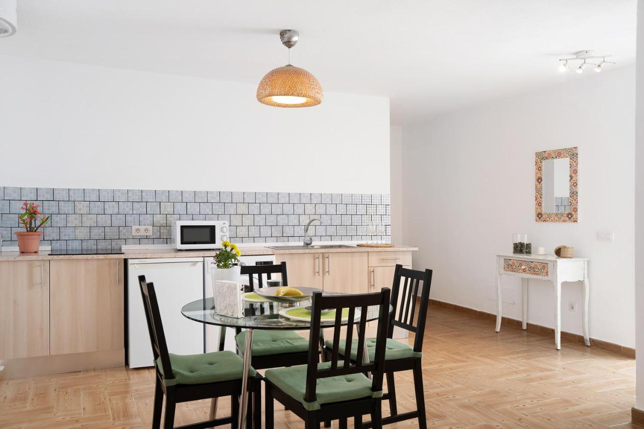 Casa Rosi Apartment Tinajo Bagian luar foto